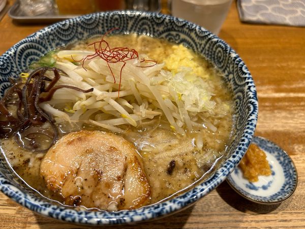 「中華そば830円」@麺恋処 爆龍の写真