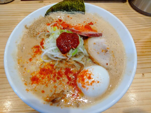 「辛白味噌らーめん　950円」@中華そば 貴将の写真