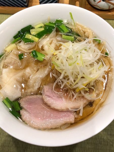 「鴨ワンタン麺」@らーめん 鴨to葱の写真
