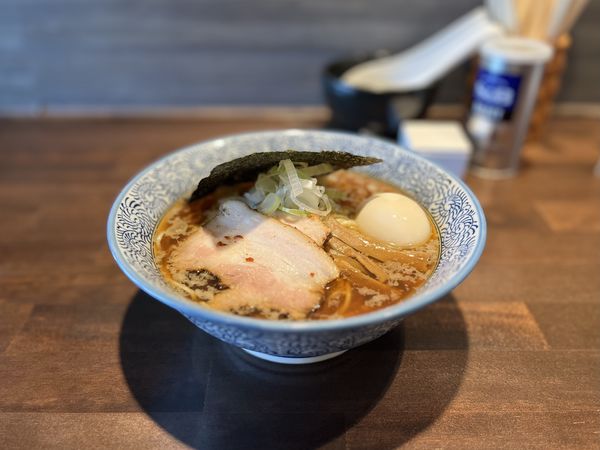 「中華そば¥900+味玉¥100」@中華そば榮田の写真