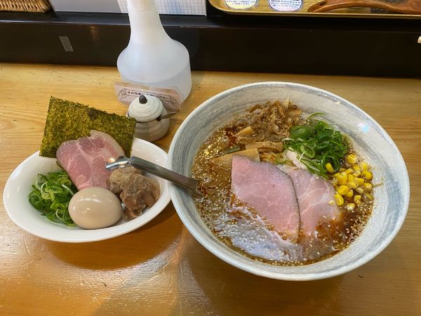 「特製魚介坦々麺」@讃岐ラーメン 香麦の写真