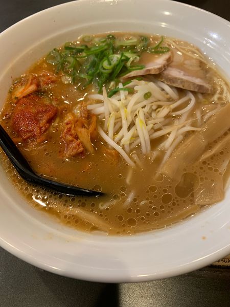 「キムチラーメン」@中華料理 一味の写真