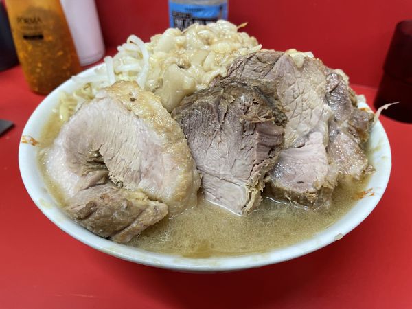 「小豚（ニンニク、あぶら、野菜少なめ）」@ラーメン二郎 一橋学園店の写真