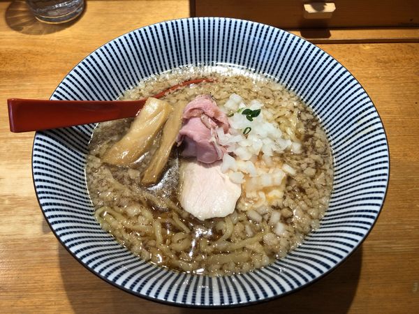 「背脂醤油らー麺」@焼きあご塩らー麺 たかはし 上野店の写真