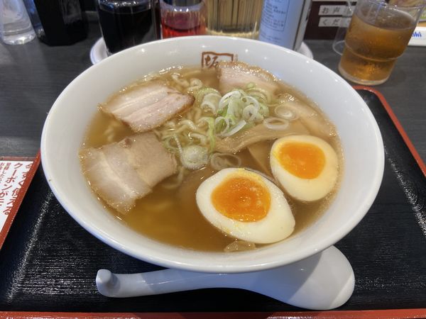 「味玉ラーメン(840円)」@喜多方ラーメン 坂内 日立鮎川店の写真