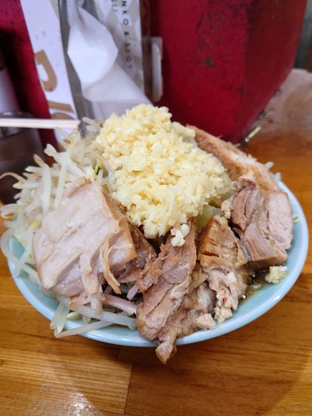 「チャーシュー麺　野菜マシ  ニンニク」@ラーメン髭の写真