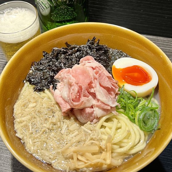 「特製牡蠣塩＋ハートランド中瓶」@中華蕎麦 無冠の写真