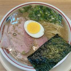 淡口豚骨ラーメン（替え玉、辛もやしサービス）