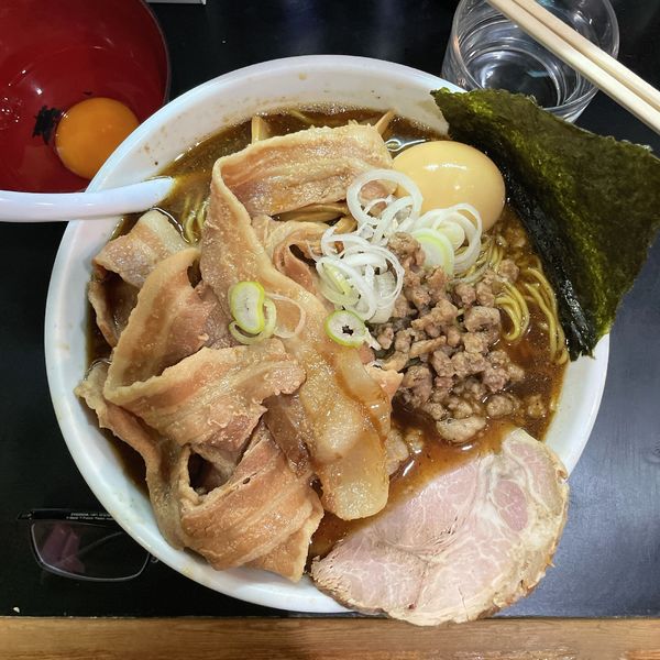 「純正悪魔 大盛 悪魔肉 つけ玉変更」@一条流がんこ総本家分家四谷荒木町の写真