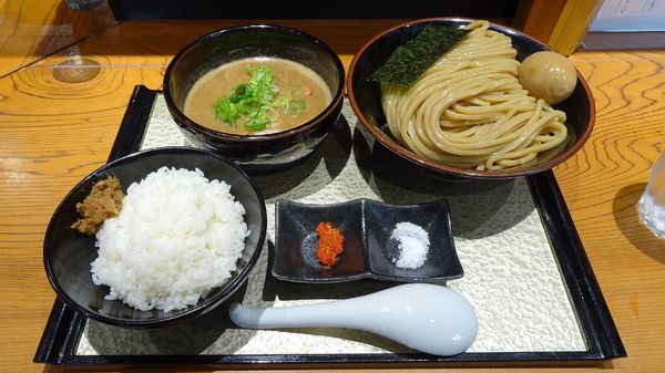 「味噌つけ蕎麦 並（1,300円）＋味玉（100円）＋ライス」@中華蕎麦 ひら井の写真