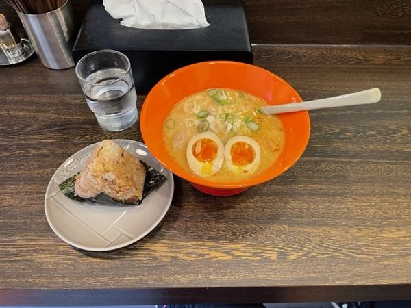「チャーシューおにぎりセット とんしお +味玉。」@らーめん白風の写真