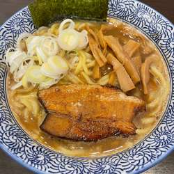 濃厚魚介らー麺