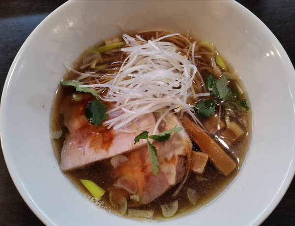 「醤油中華そば」@中華そば べぃしっくの写真