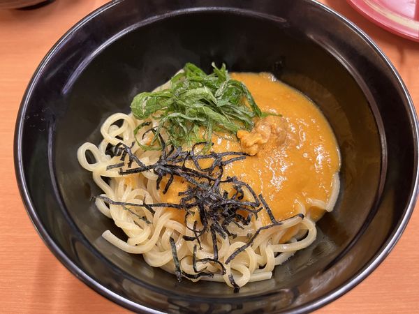 「濃厚ウニ混ぜそば」@スシロー 川崎野川店の写真