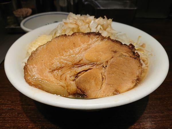 「ポン酢＋青唐辛子」@ラーメン 雷 東京本丸店の写真