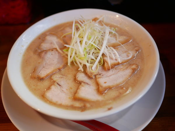「濃厚海老そば チャーシュー麺 バリカタ」@濃厚海老そば くぼ田の写真