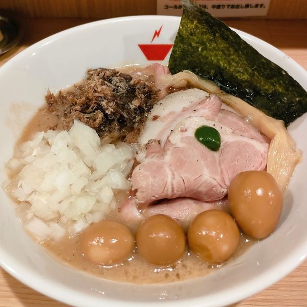 「蟹そば､燻製うずら､くずチャーシュー」@crab台風。の写真