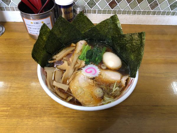 「特製中華そば」@中華そば れもんの写真