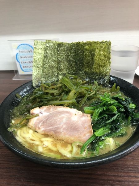 「茎わかめラーメン　950円」@川崎家 榎町店の写真