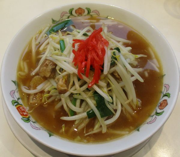 「＜2月限定＞豚とろラーメン　750円」@餃子の王将 渋谷ハチ公口店の写真