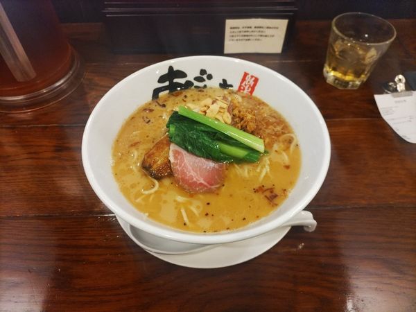 「醤油とんこつラーメン」@麺屋 あごすけの写真