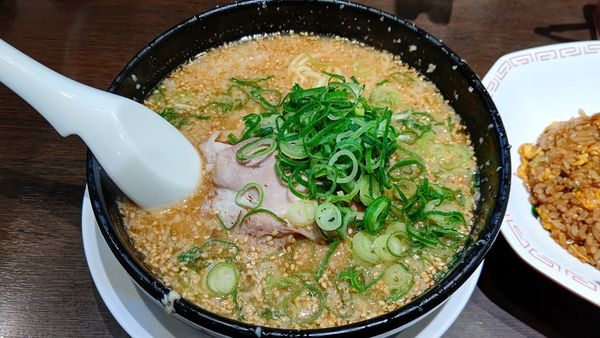 「味噌ラーメン」@来来亭 武蔵村山店の写真