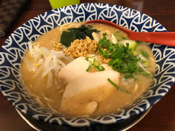 「鶏白湯」@くれ星製麺屋の写真