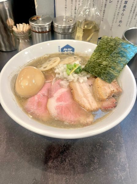 「特製煮干ラーメン」@西永福の煮干箱の写真