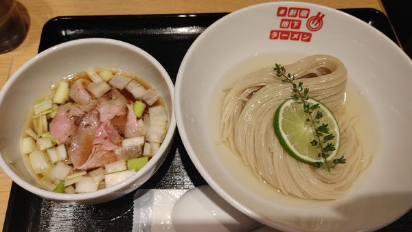 「昆布水のつけめん 醤油 ￥1,200」@#新宿地下ラーメンの写真