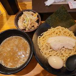 濃厚つけ麺 + チャーシュー飯