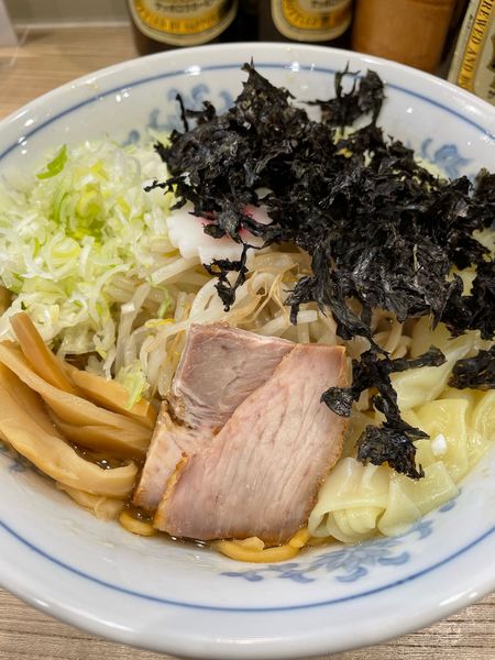 「油そば ワンタン バラ海苔」@らーめん 高尾の写真