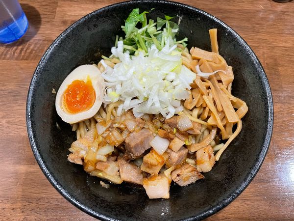 「カレーまぜそば」@ラーメンスタンド﻿ MEN BOXの写真