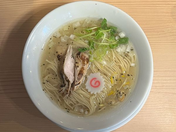 「ボンゴレビアンコヌードル」@クラム&チキンヌードル クラチキの写真