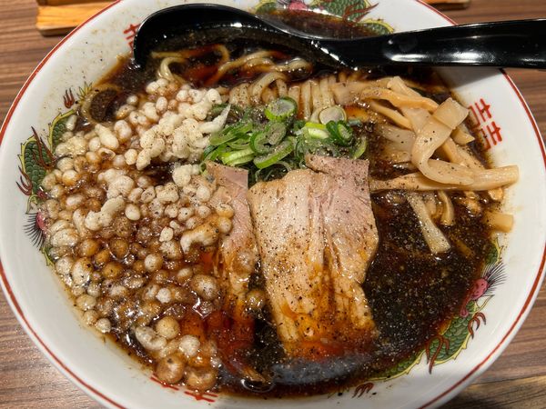 「ブラック中華そば」@塩つけ麺灯花 赤坂店の写真