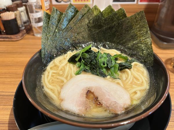 「ラーメン」@横浜家系ラーメン 壱角家 平井店の写真