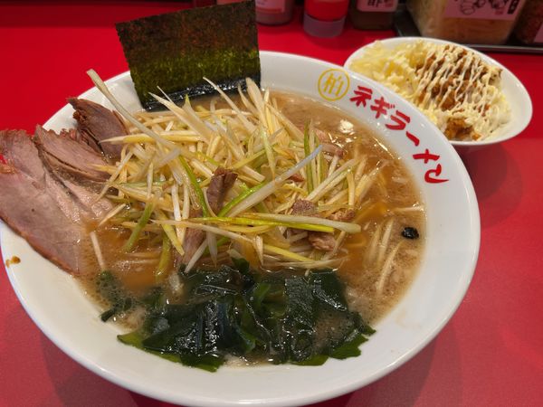 「ネギラーメン　大盛り　ライス」@柏ネギラーメン 柏本店の写真