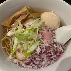 特製塩らぁ麺～ポルチーニ香る～固め980円