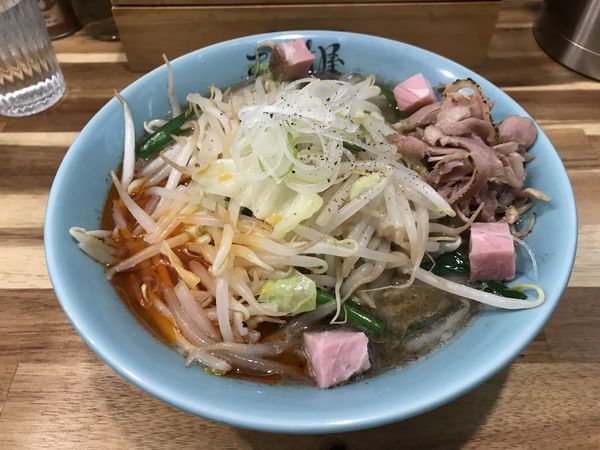 「こいけ屋タンメン 980円 +クーポン親鶏チャーシュー」@仙臺自家製麺こいけ屋分店 綠栽の写真