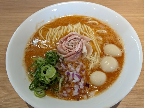 「オマール海老ラーメン うずらの味玉」@La Maison du Ramen ビスクの写真
