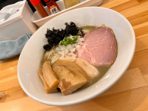 「濃厚煮干らーめん」@煮干らーめん 川むらの写真