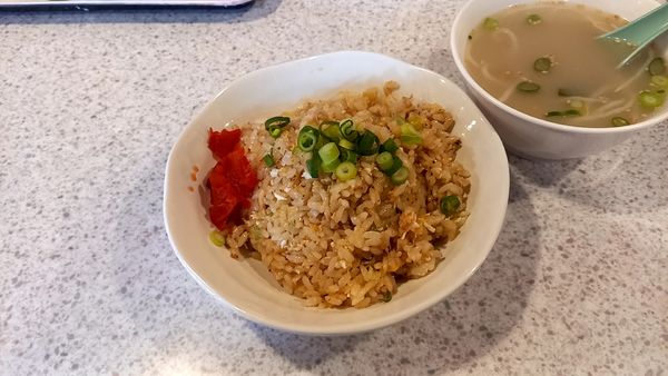 「半チャーハン」@ラーメン石見まるいち 浜田店の写真