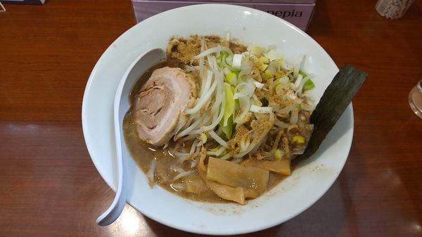 「魚介豚骨ラーメン　限定」@メガガンジャの写真