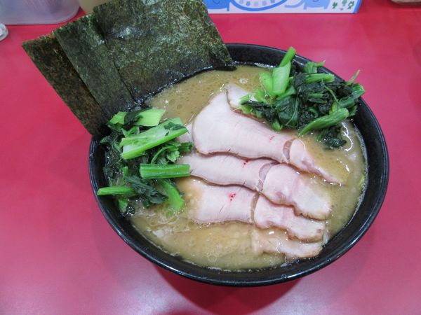 「チャーシューメン並（１０００円）＋青菜１００円」@杉田家 千葉祐光店の写真