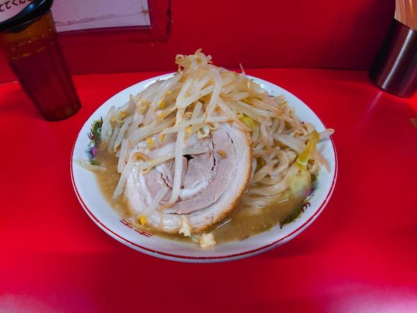 「ラーメン 半分」@ラーメン二郎 京都店の写真