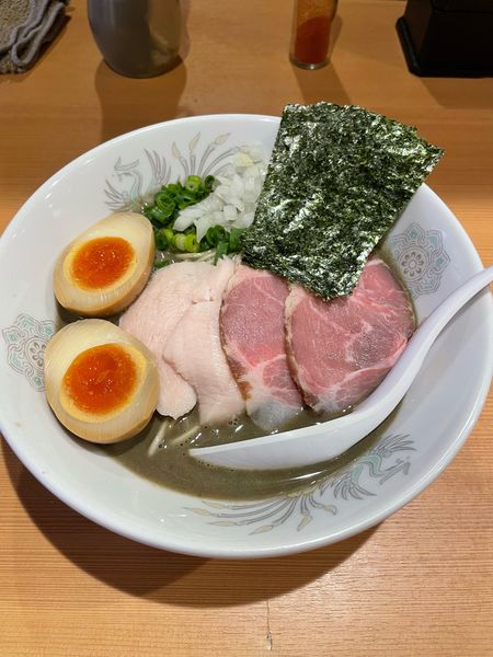 「濃厚煮干蕎麦」@北千住煮干中華蕎麦 かれんの写真