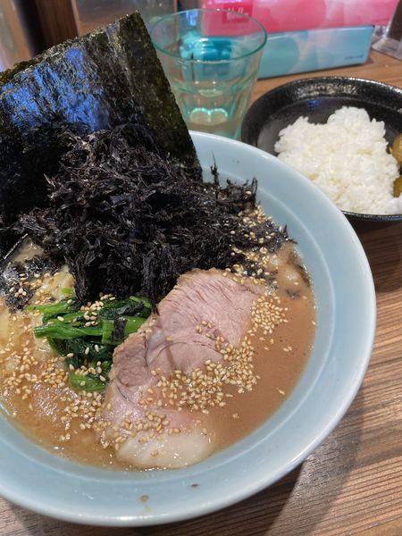 「岩のりラーメン」@横浜らーめん渡来武 総本店の写真