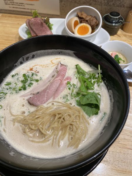 「伊勢海老らーめん＋贅沢盛 1000+600」@麺家 獅子丸の写真