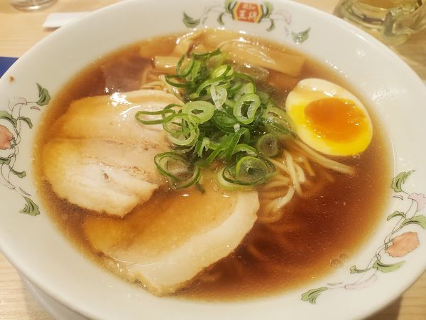 「醤油ラーメン５５０円」@餃子の王将 上大岡京急店の写真