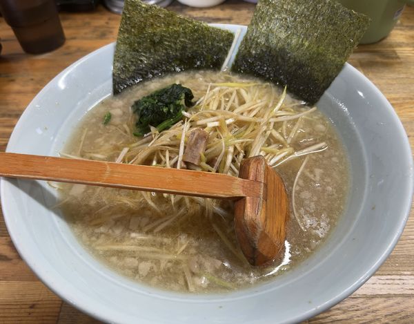 「ネギラーメン　中盛り」@ラーメンショップ 椿 上彦川戸店の写真