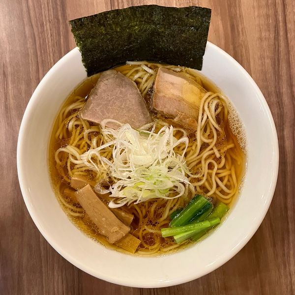 「煮干し中華そば 並(900円)」@めんや こたんの写真